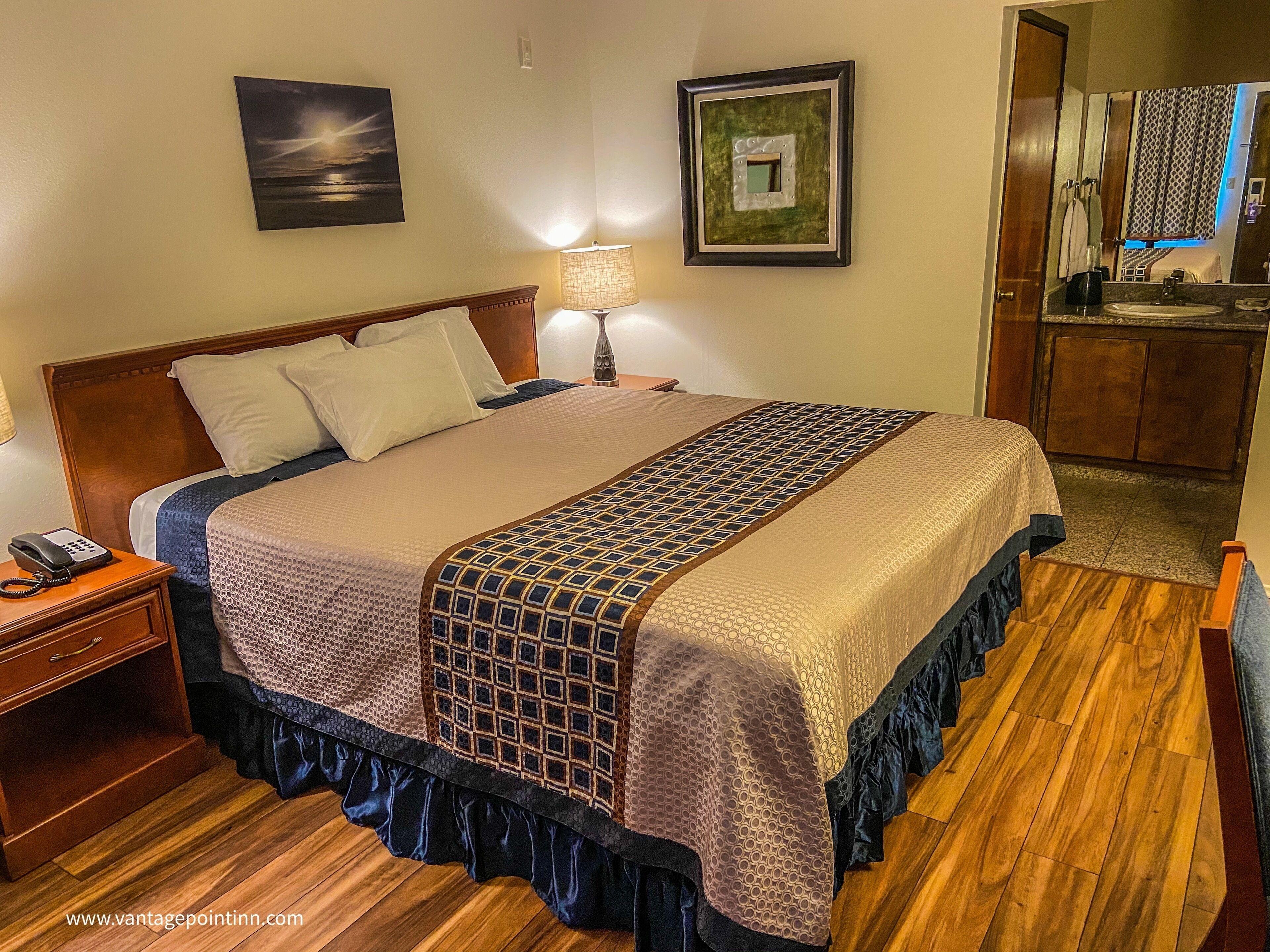Vantage Point Inn - Woodland Hills, Los Angeles